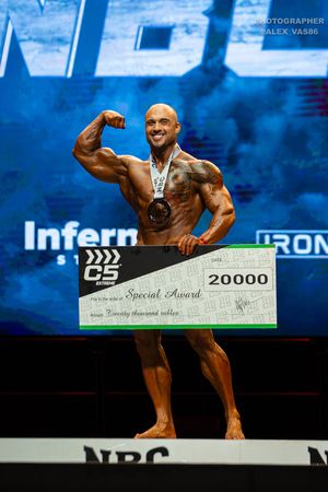 СLASSIC PHYSIQUE +178